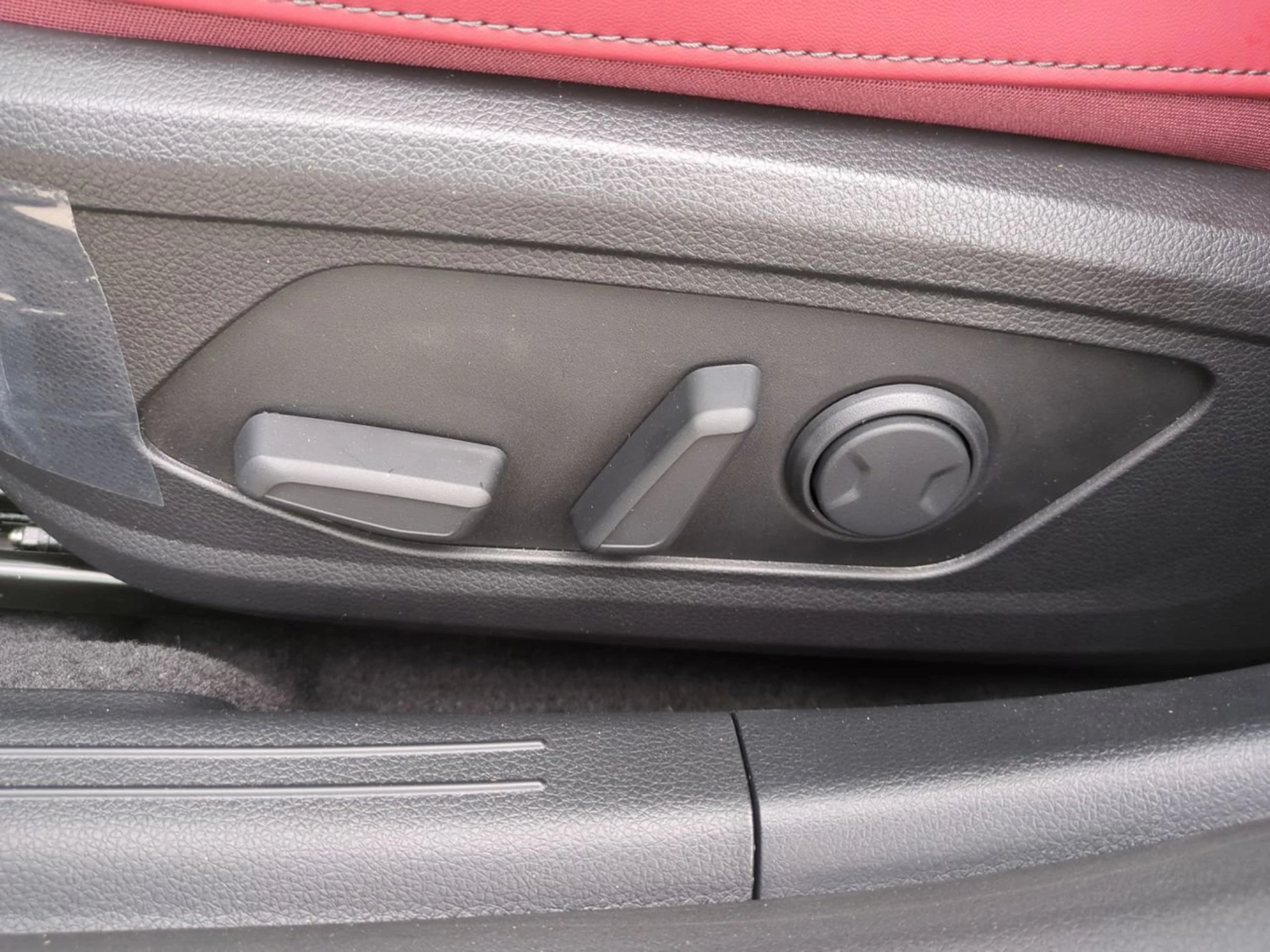 New 2026 Snow White Pearl Kia GT-Line image 21