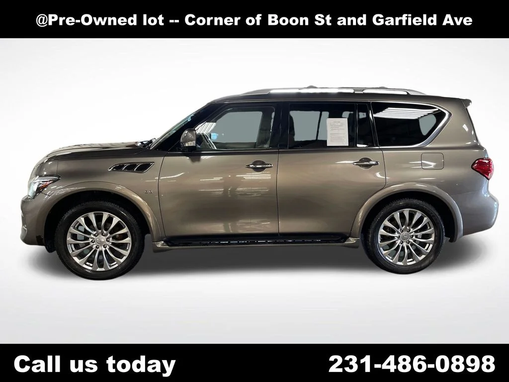Used 2015 Gray INFINITI Base image 2