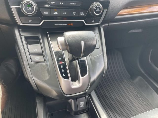 Used 2019 Modern Steel Metallic Honda Touring image 31