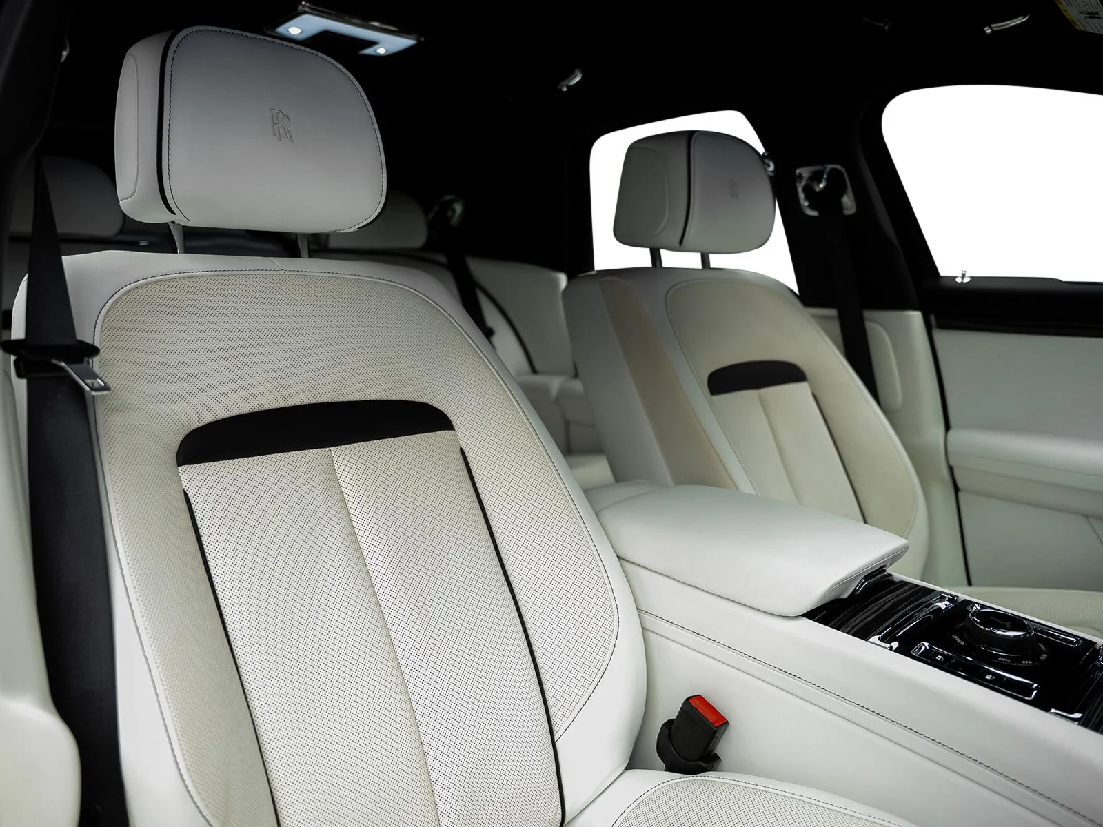 Used 2022 White Rolls-Royce Base image 33