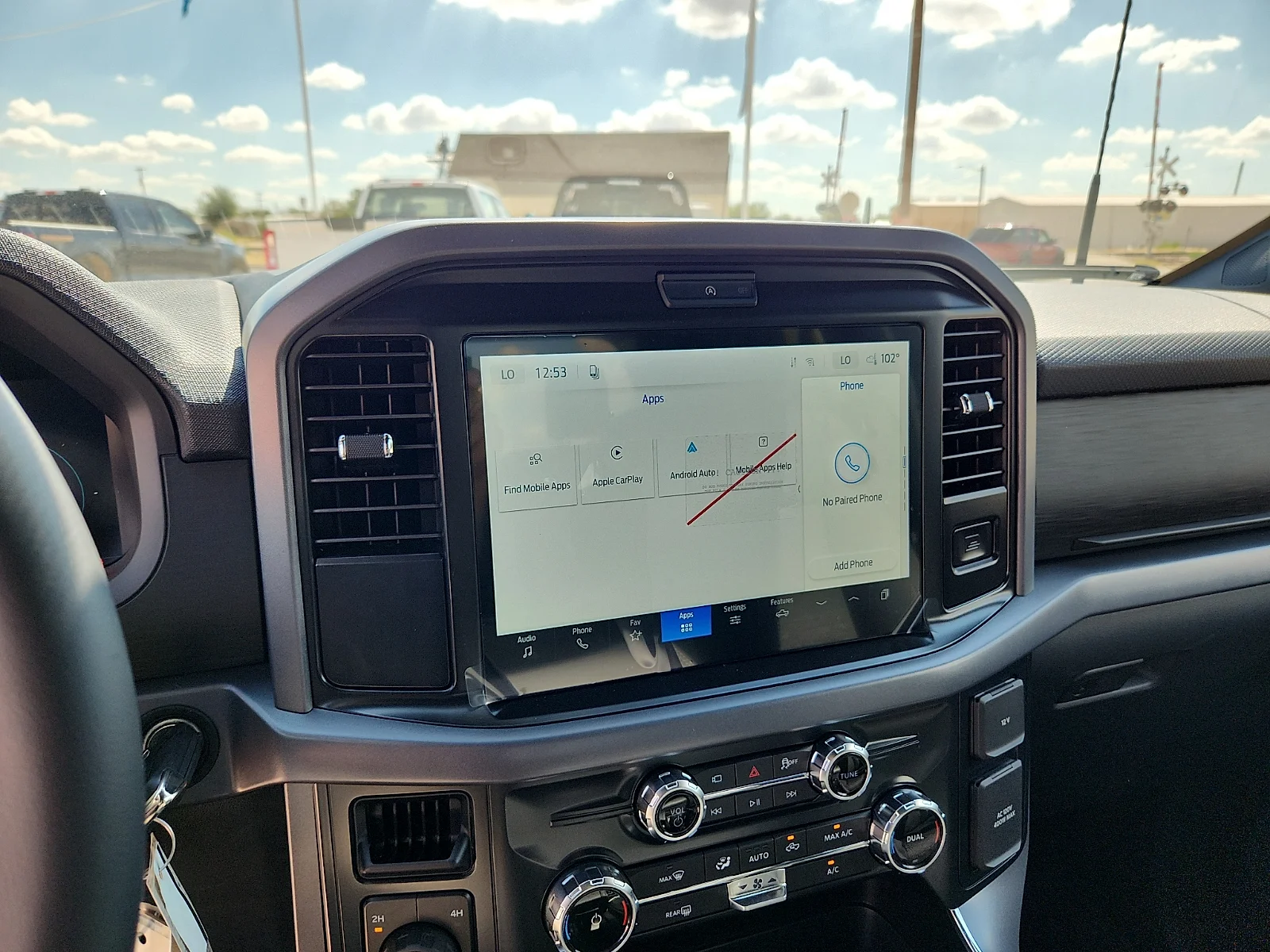 New 2026 Oxford White Ford XLT image 24