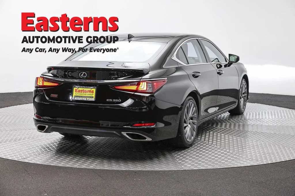 Used 2020 Black Lexus 350 Luxury image 5