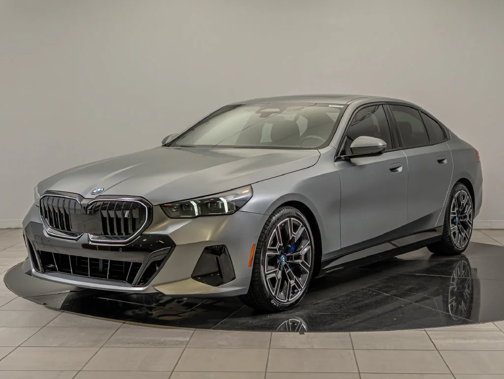 2024 BMW i5