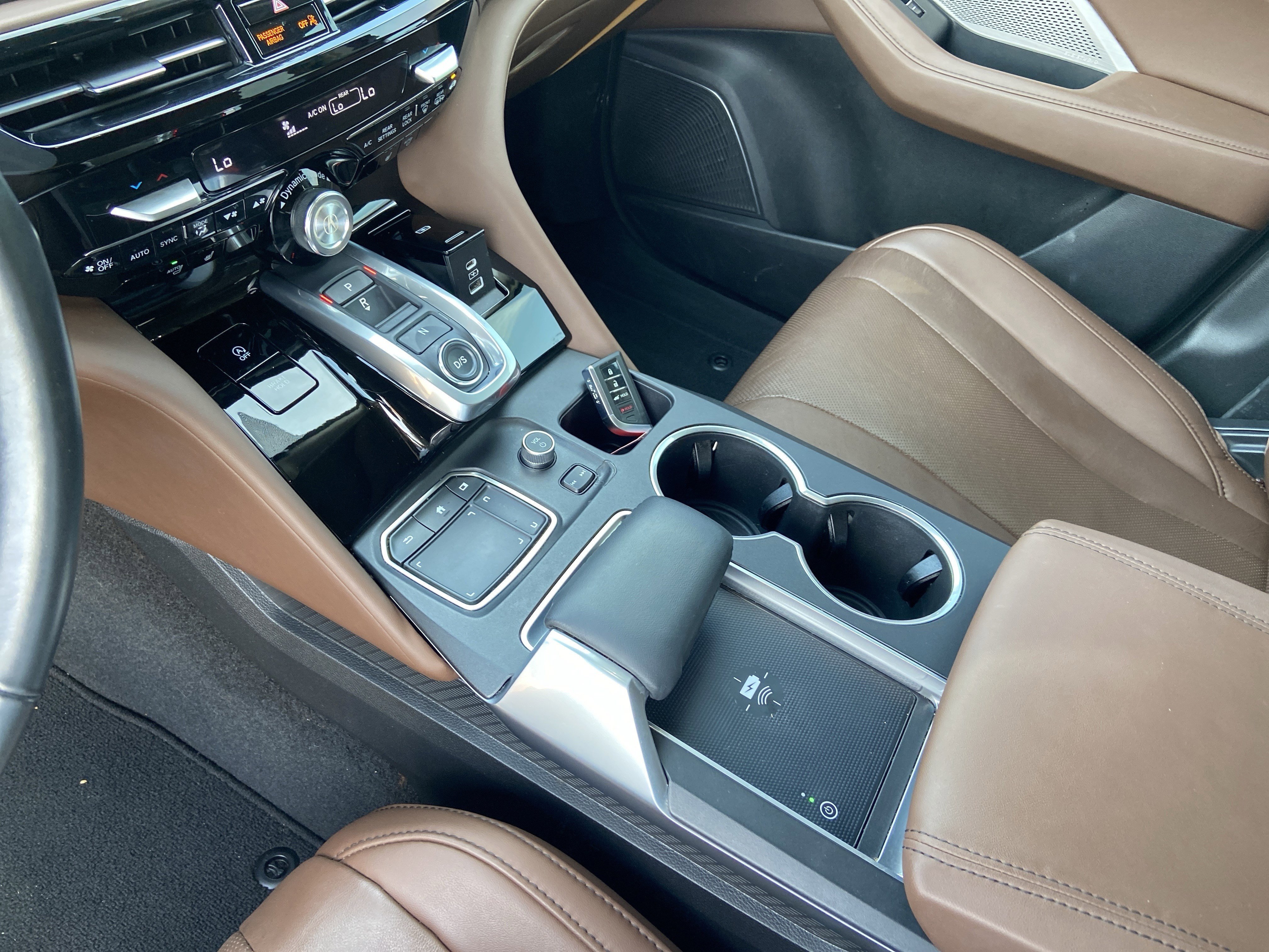 Used 2023 Liquid Carbon Metallic Acura w/Technology Package image 24