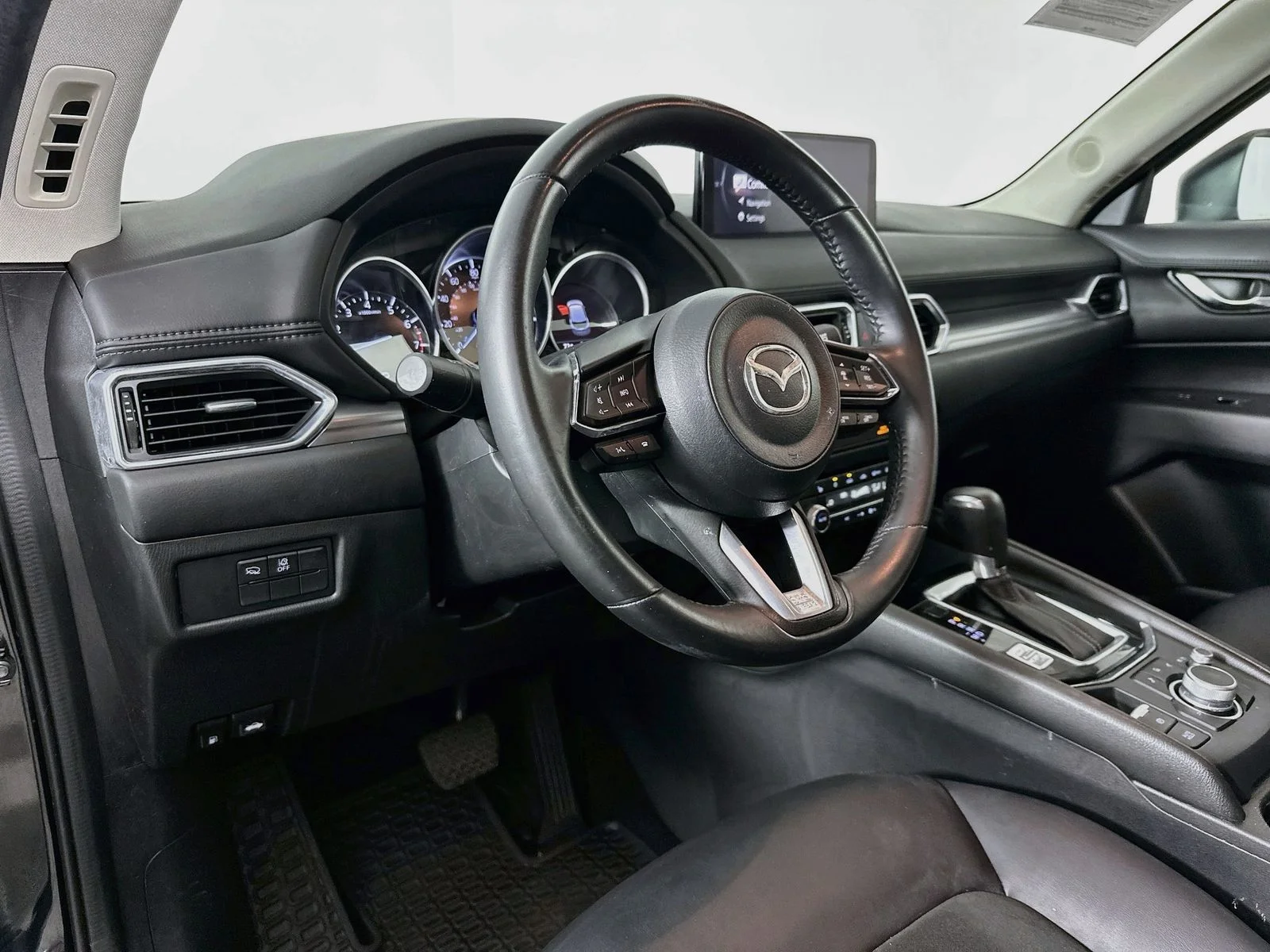 Used 2021 Jet Black Mica Mazda Touring image 9
