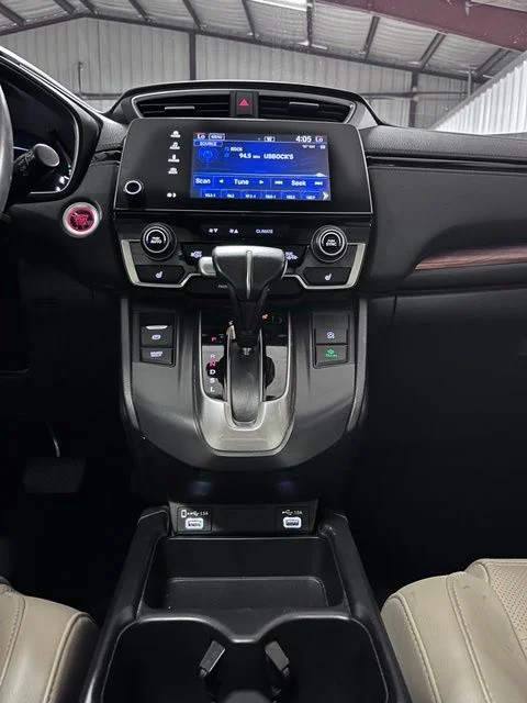 Used 2020 White Honda EX-L image 29