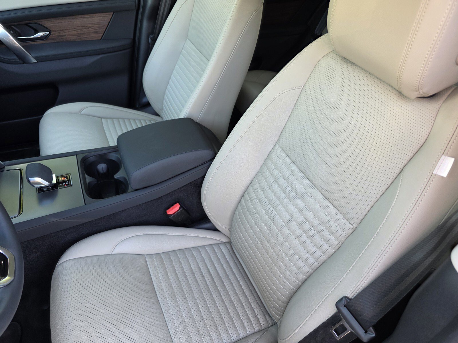 Used 2024 Varesine Blue Metallic Land Rover Core S P250 image 12