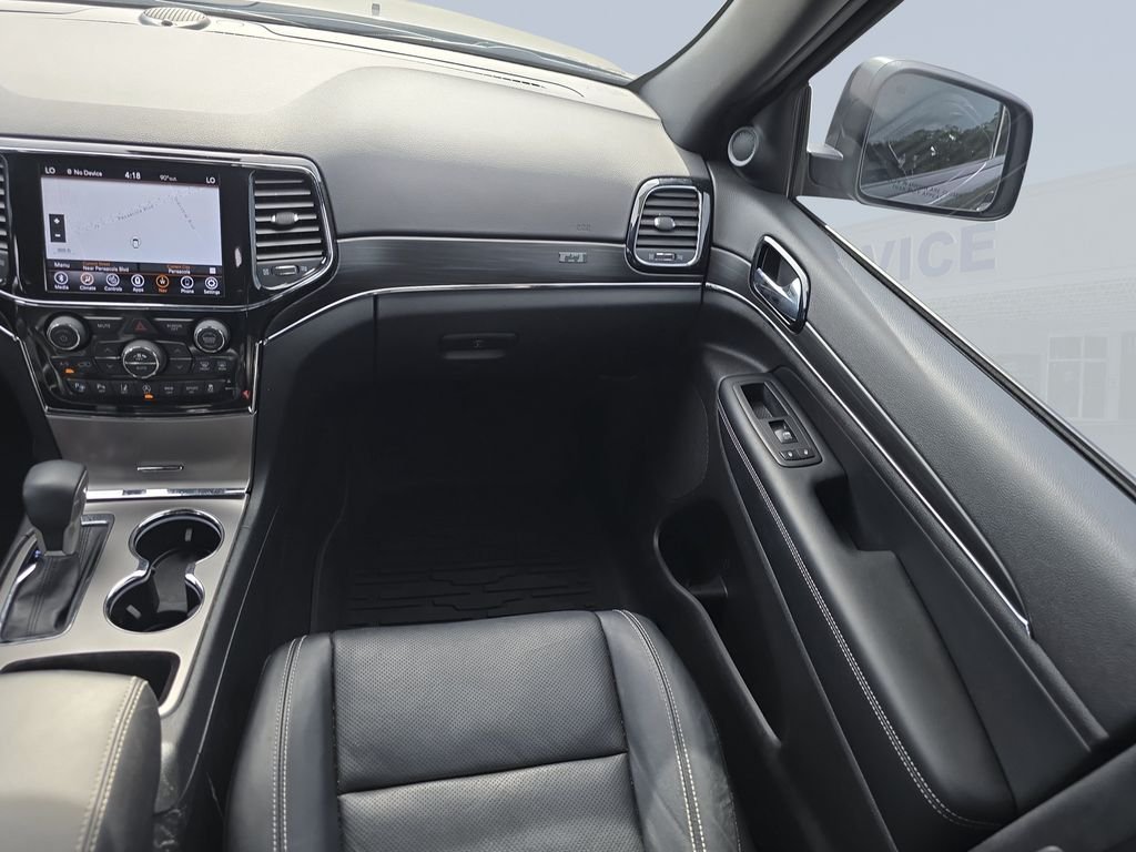 Used 2021 Granite Crystal Metallic Clearcoat Jeep Limited image 16