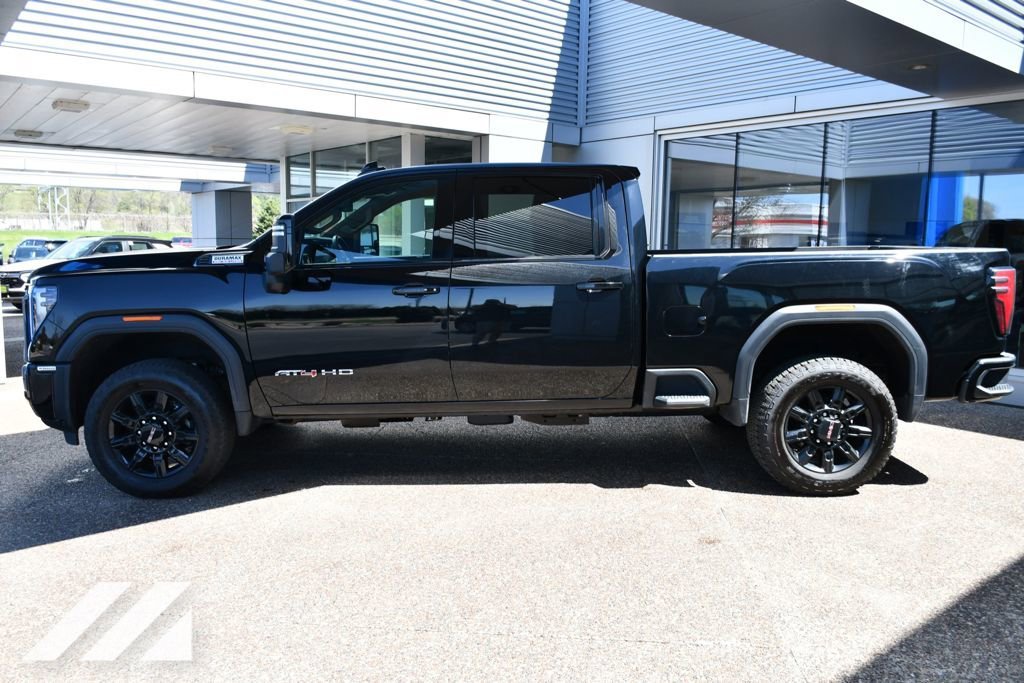 2025 GMC Sierra 2500HD AT4 - Photo 3