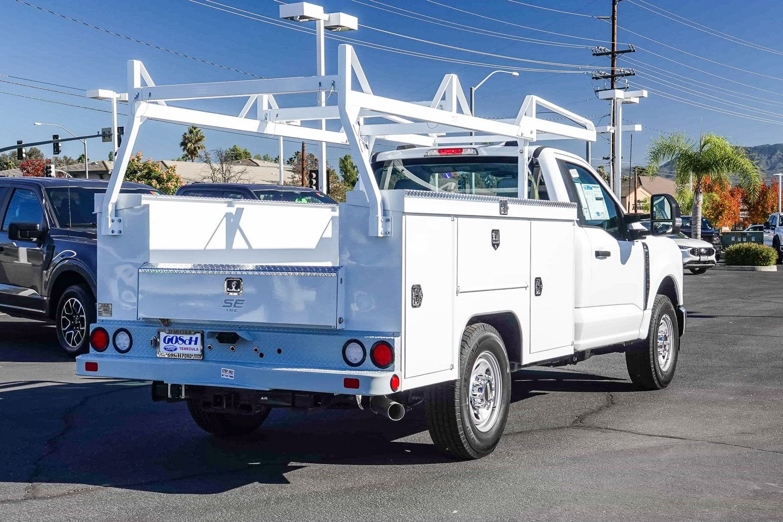 New 2026 Oxford White Ford F-250® XL image 4