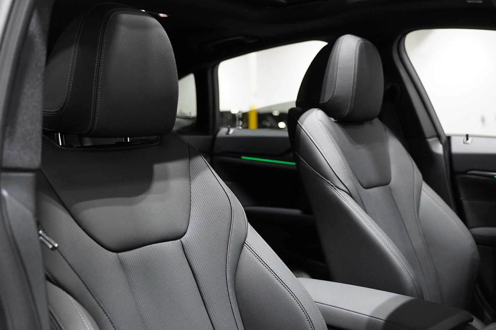 New 2026 Brooklyn Grey Metallic BMW M440i image 12