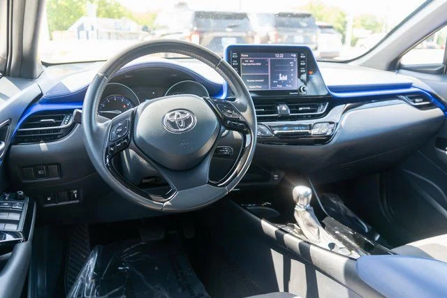 Used 2022 Red Toyota XLE image 12