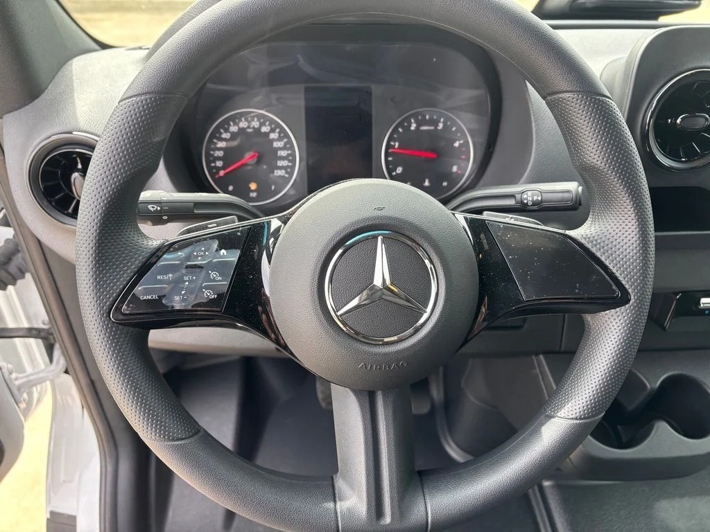 2025 Mercedes-Benz Sprinter Cargo Van Base - Photo 9