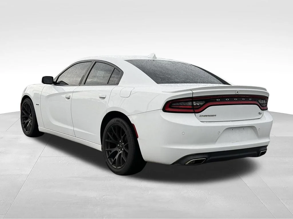 Used 2018 White Dodge R/T image 3