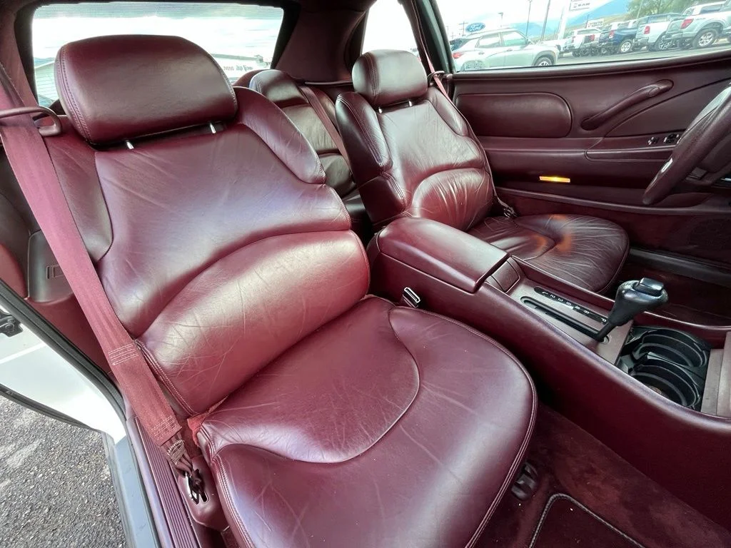 Used 1995 White Buick Base image 18