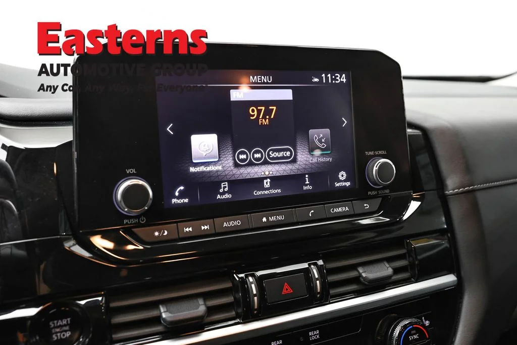 Used 2025 Blue Nissan SV image 19