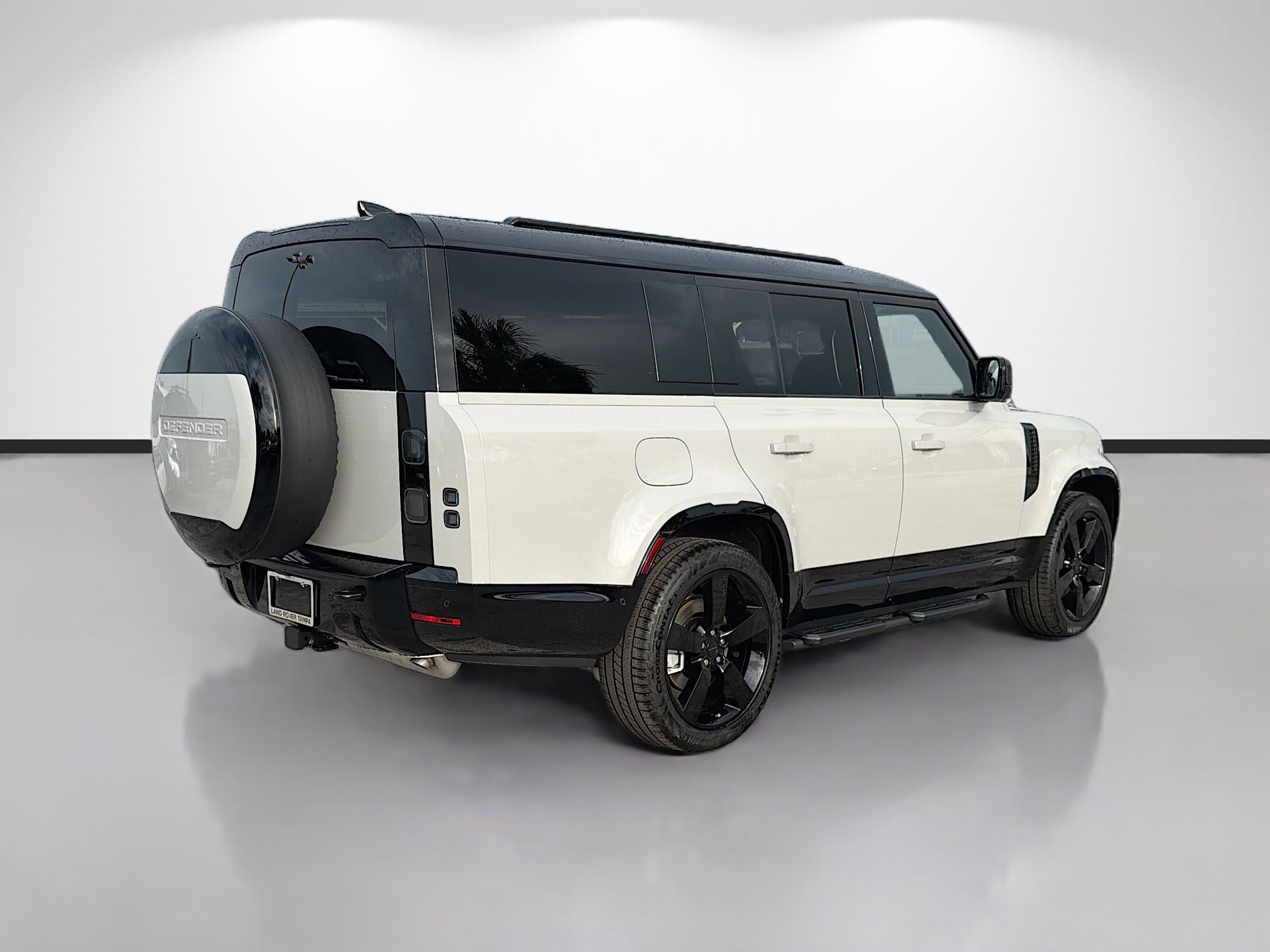 New 2026 Borasco Grey Land Rover X-Dynamic SE image 5