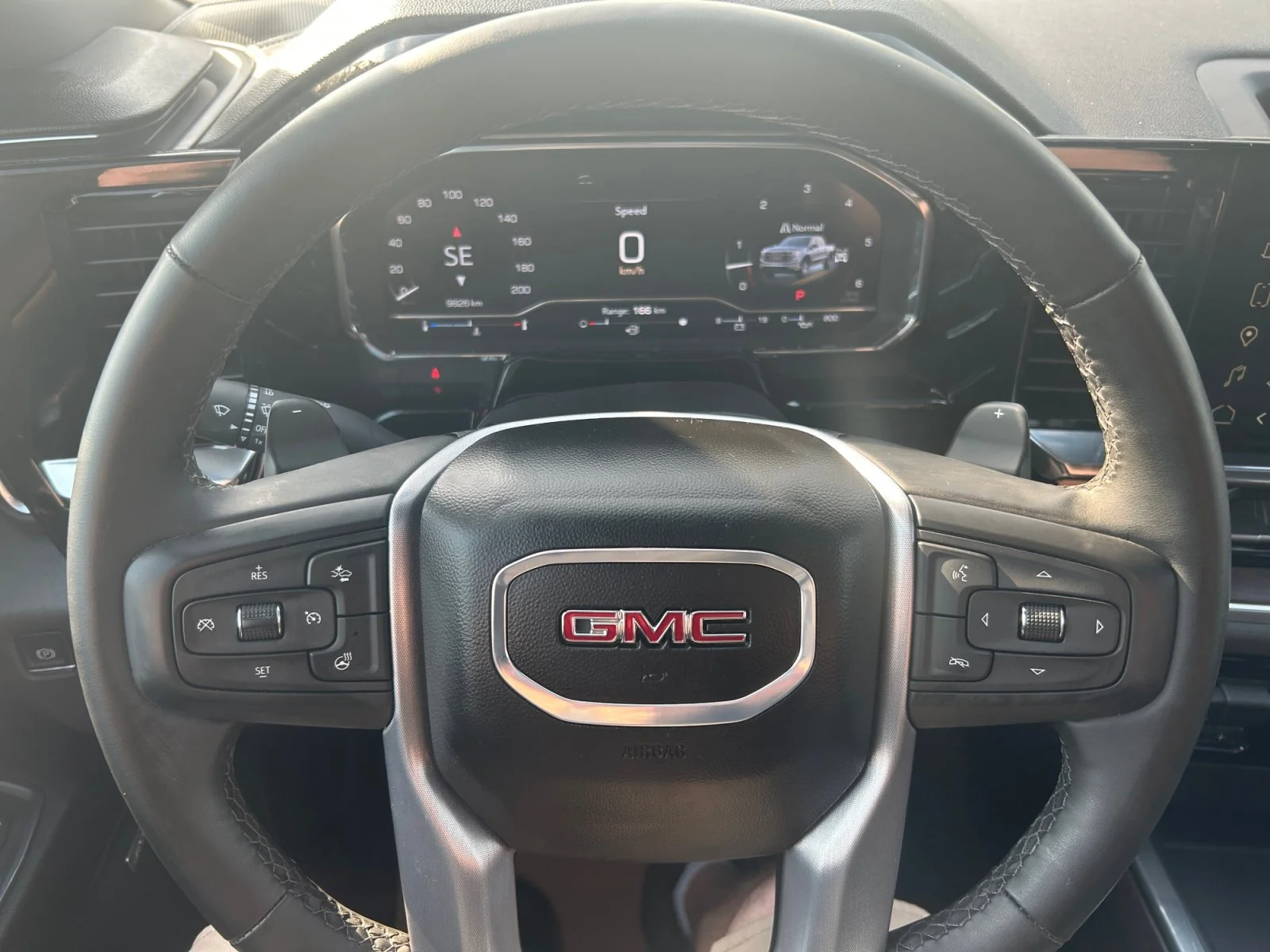 Used 2024 White GMC SLT Crew Cab 6.2L Leather Sunroof 4x4 image 23