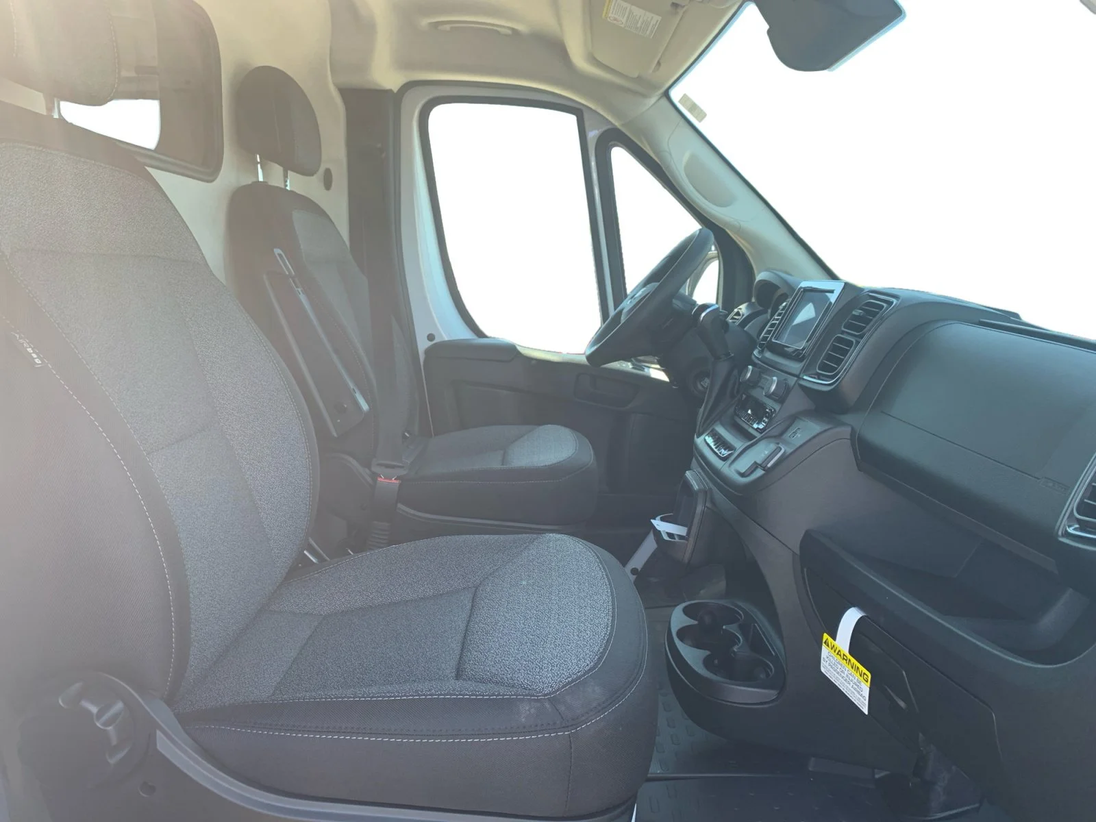 New 2026 Bright White Ram Tradesman * - Super High Roof - Cargo Partition - Adaptive Cruise - Remote Start & More! image 17