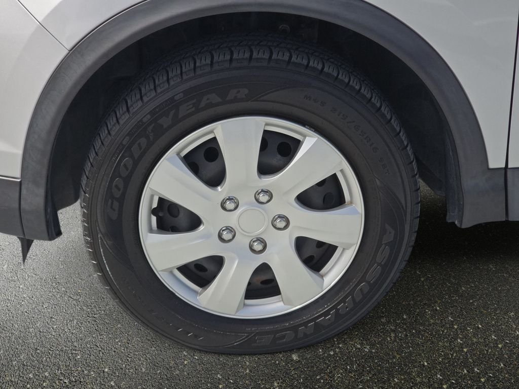 Used 2019 Silver Nissan S image 30