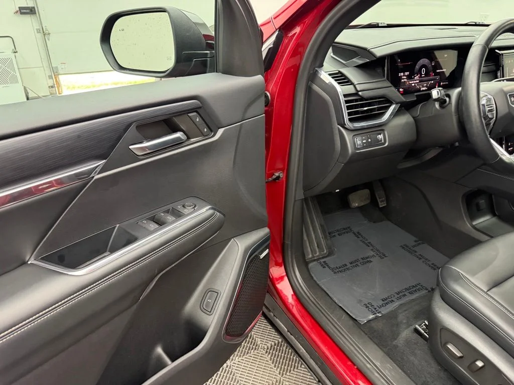 Used 2024 Red GMC Elevation image 18