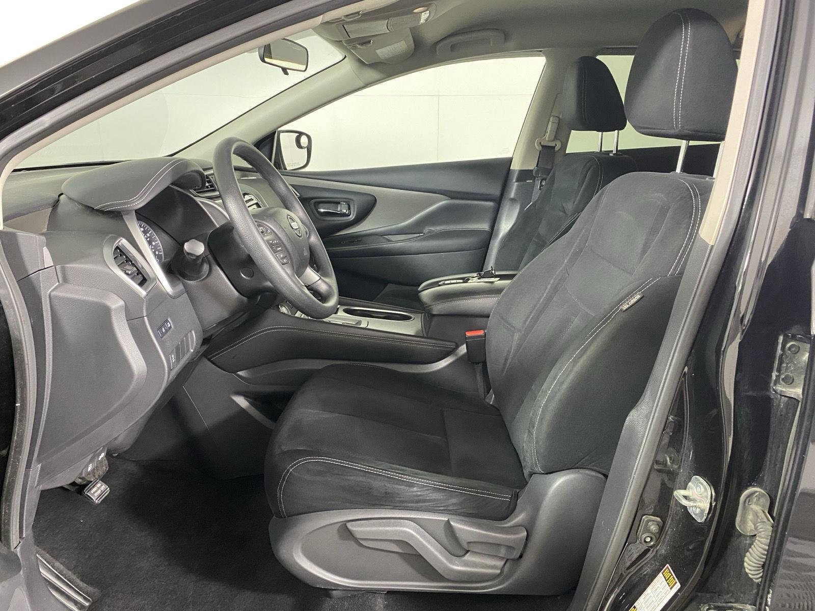 Used 2019 Magnetic Black Pearl Nissan S image 12