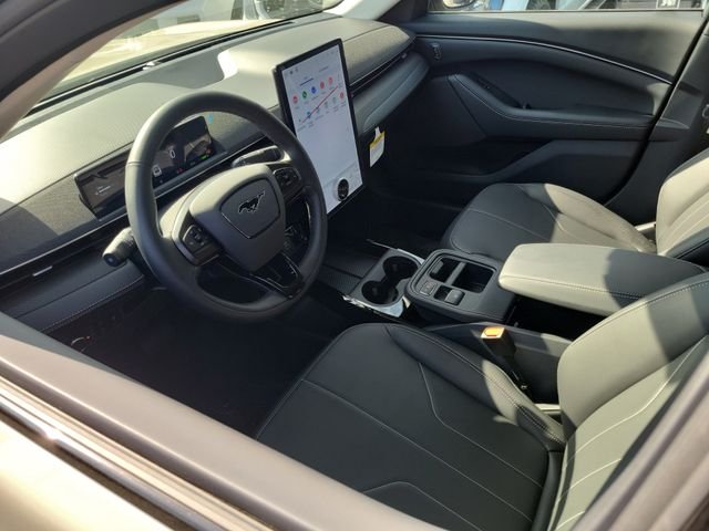 New 2026 Desert Sand Ford Select image 3