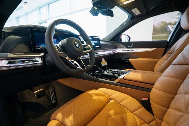 Certified Used 2026 Aventurin Red Metallic BMW 740i xDrive image 4