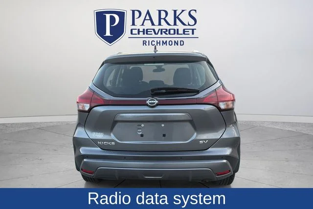 Used 2024 Gray Nissan SV image 6