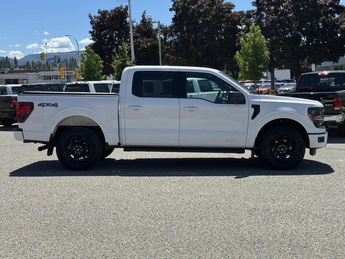 Used 2024 White Ford XLT image 5