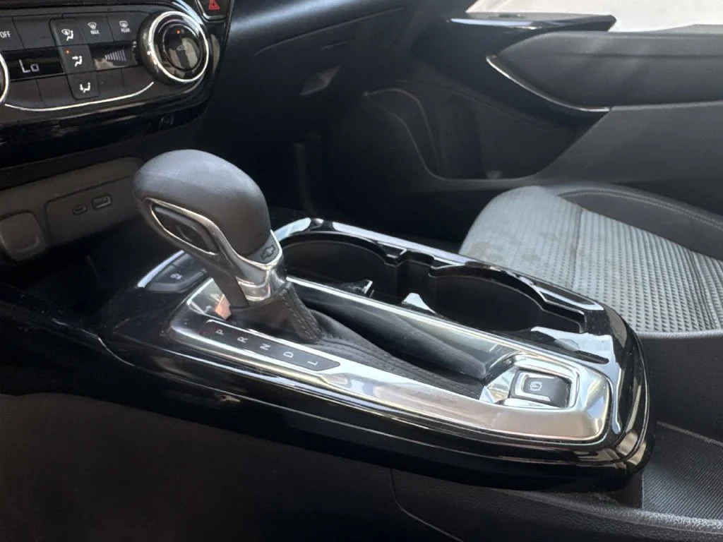 Used 2025 Gray Chevrolet LT image 40