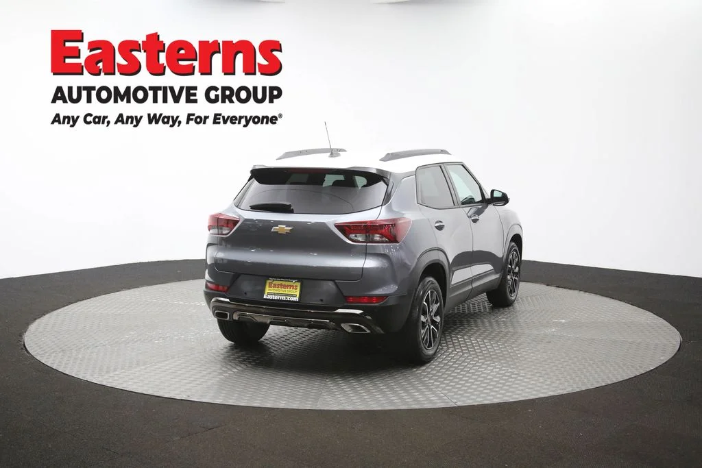 Used 2021 Gray Chevrolet ACTIV image 39