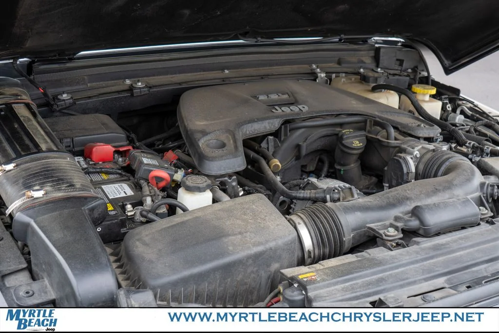 Used 2021 Black Clearcoat Jeep Sport image 31