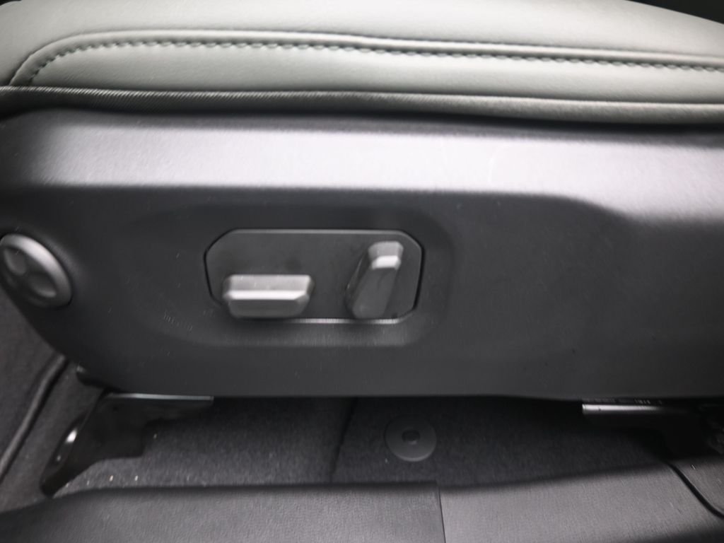 New 2026 Anvil Clearcoat Jeep Mojave image 33