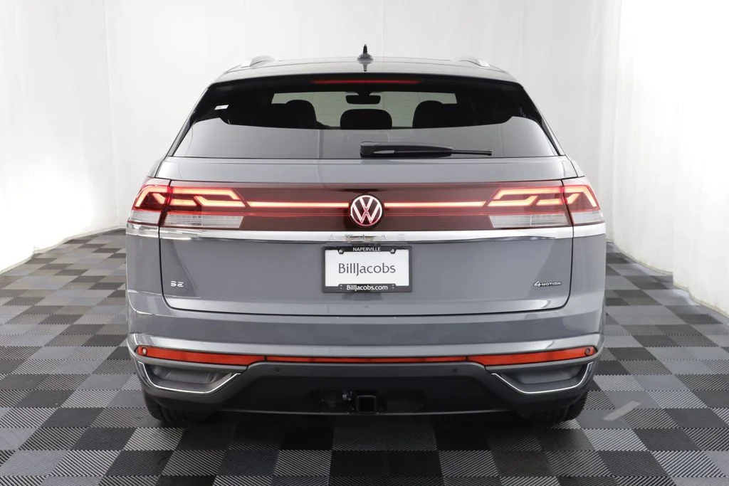 New 2026 Gray Volkswagen 2.0T SE w/Technology image 17