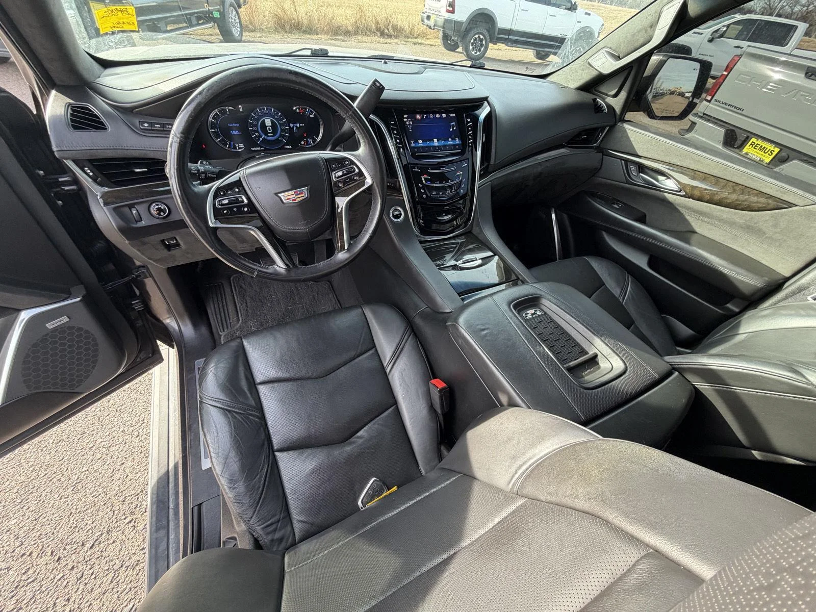 2017 Cadillac Escalade ESV Platinum - Photo 10