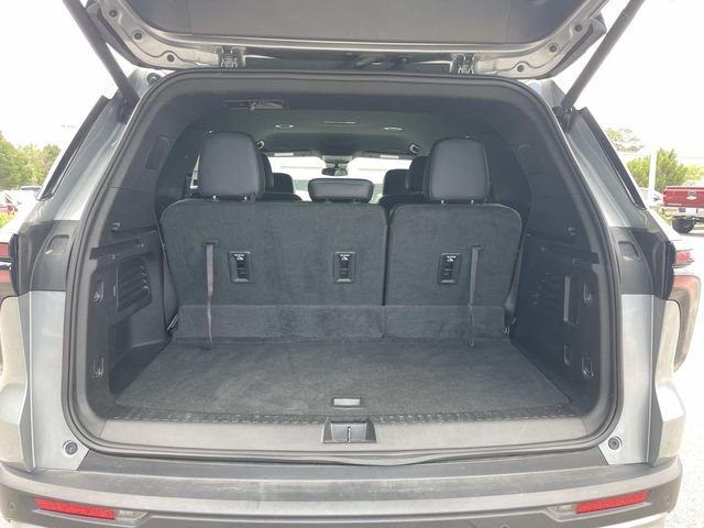 Used 2025 Gray Chevrolet LT image 8