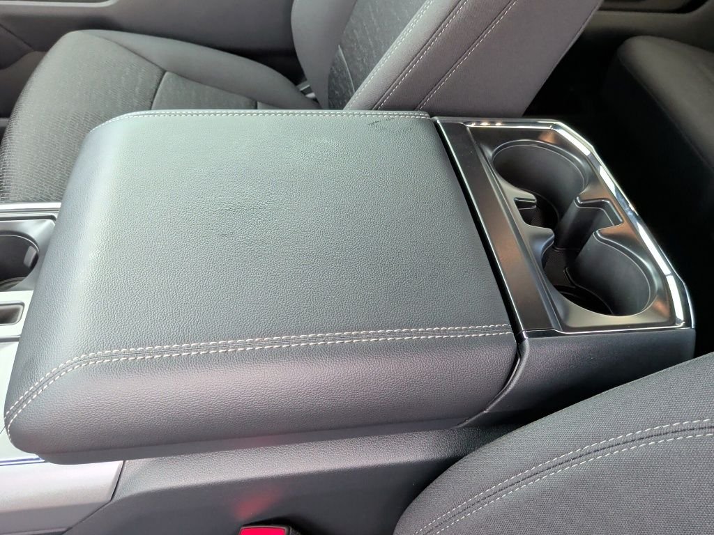 New 2026 Carbonized Gray Metallic Ford XLT image 31