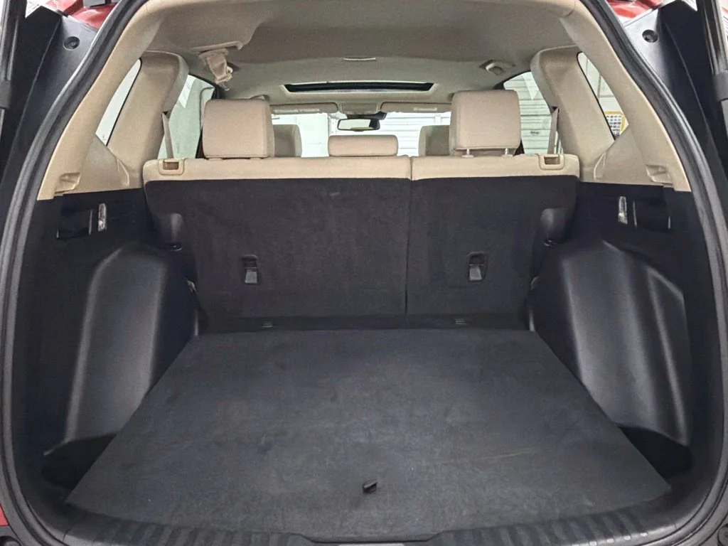Used 2018 Red Honda EX-L image 28