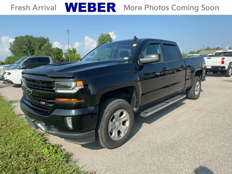 Used 2018 Black Chevrolet 4WD Crew Cab 153.0" LT w/2LT image 1