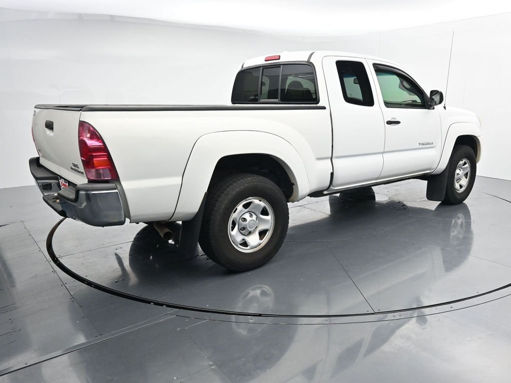 Used 2009 White Toyota PreRunner image 8