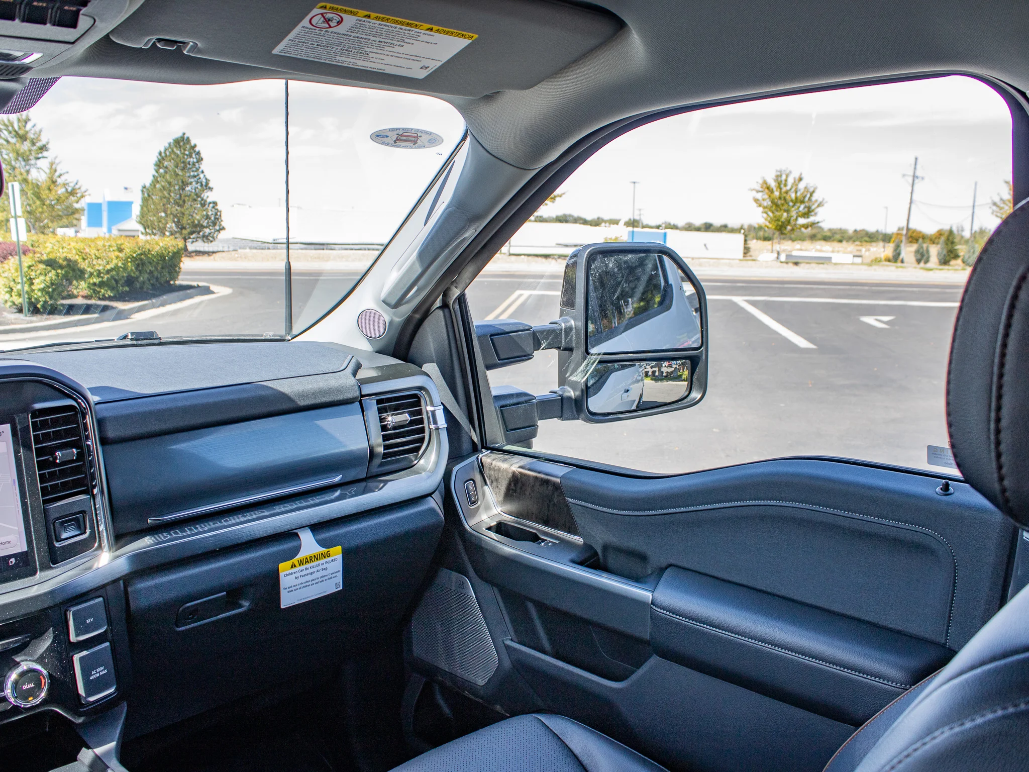 New 2026 Star White Metallic Tri-Coat Ford F-250® Lariat® image 21