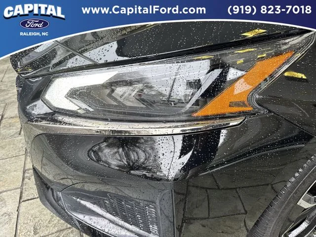 Used 2025 Black Nissan 2.5 SR image 11