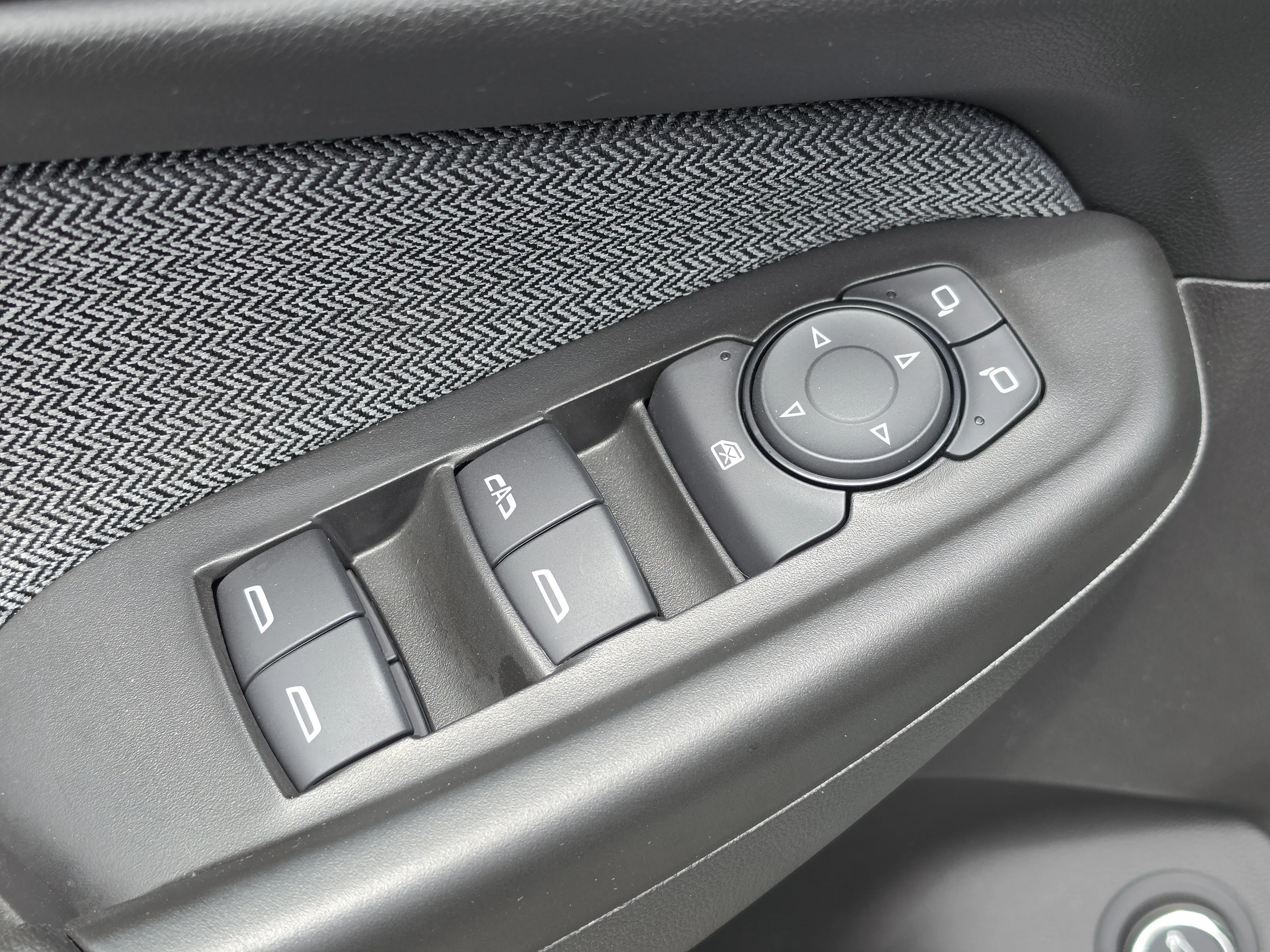 Used 2025 Cacti Green Chevrolet LT image 24