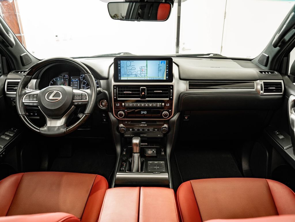 Used 2023 Atomic Silver Lexus 460 image 4