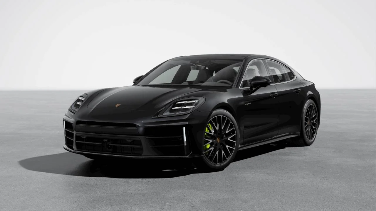 2026 Porsche Panamera 4 E-Hybrid