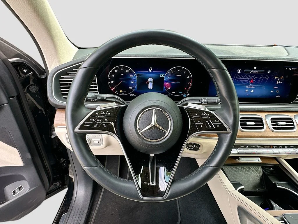 Certified Used 2024 Black Mercedes-Benz GLE 350 image 11