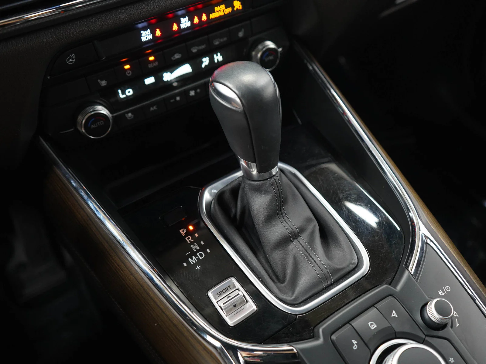 Used 2022 Jet Black Mica Mazda Signature image 26