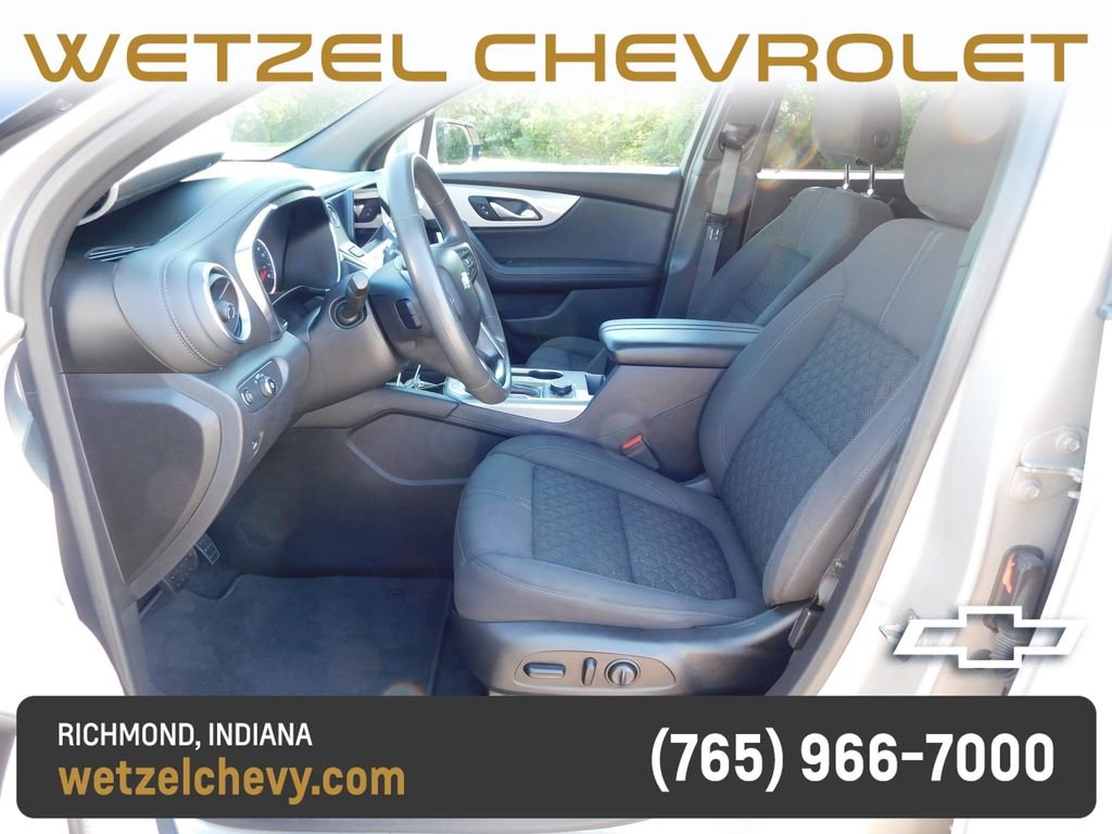 Used 2021 Gray Chevrolet LT image 12