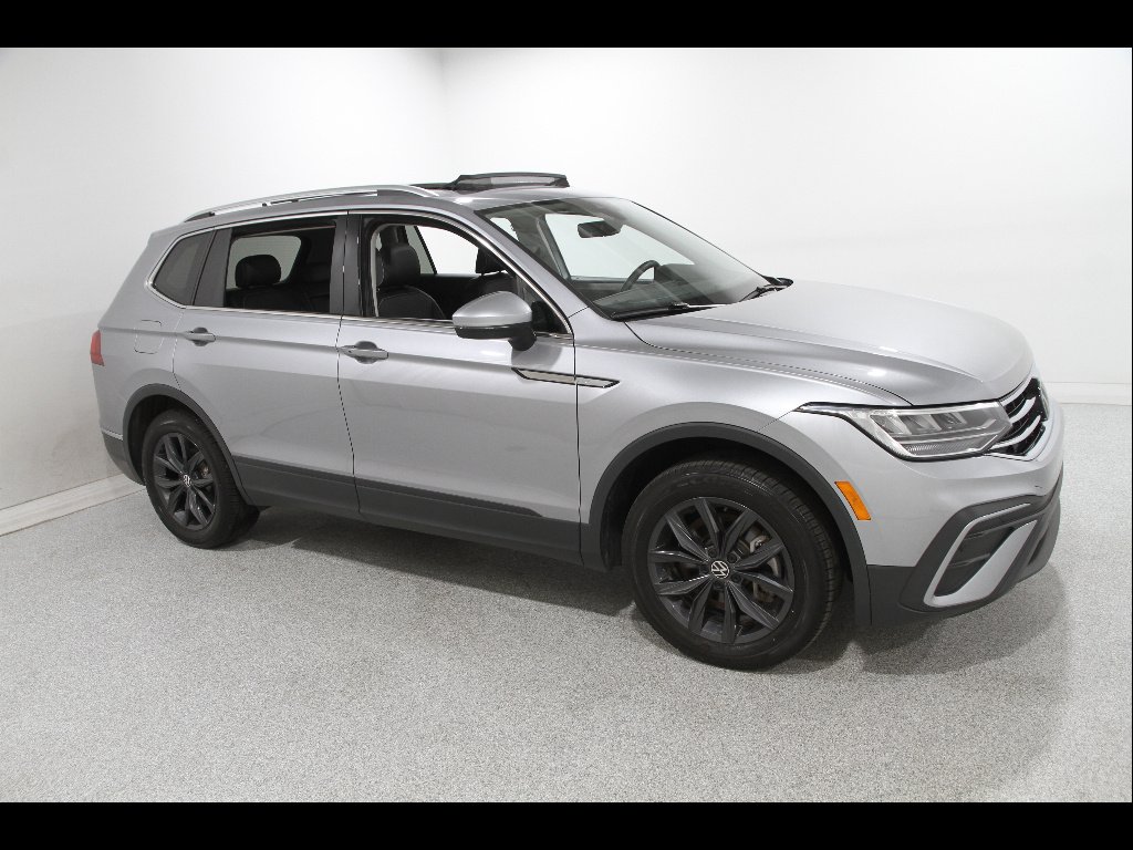 2024 Volkswagen Tiguan 2.0T SE 4Motion's photo